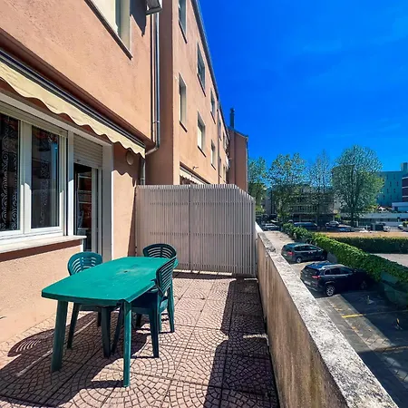 Bussola ביביונה