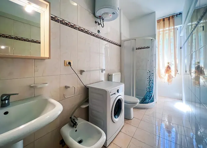 Bussola * ביביונה