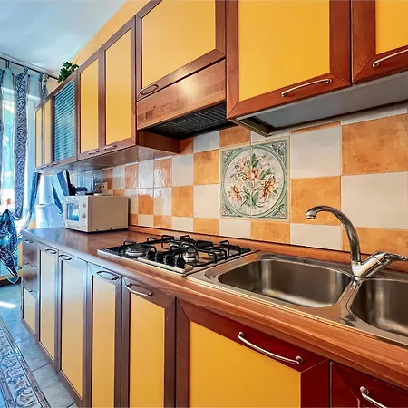 Apartament Bussola *